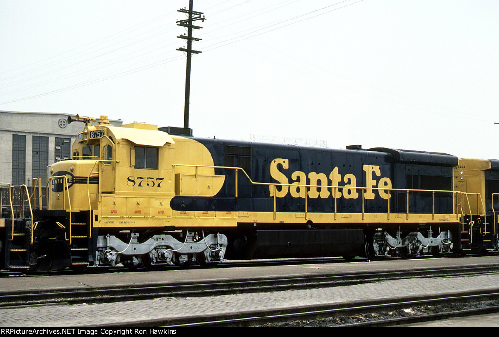 ATSF 8757